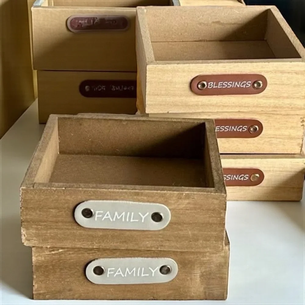 Stylish Distressed Collectible Boxes - Perfect for Keys & Coins! 2 Designs I NWT